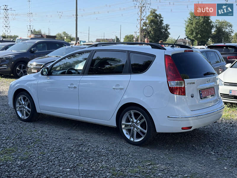 Универсал Hyundai i30 2008 в Луцке