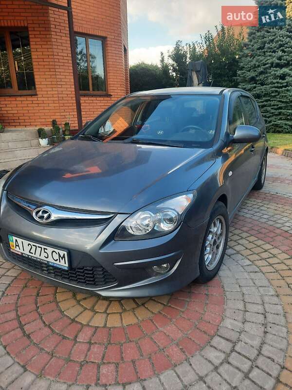 Hyundai i30 2011