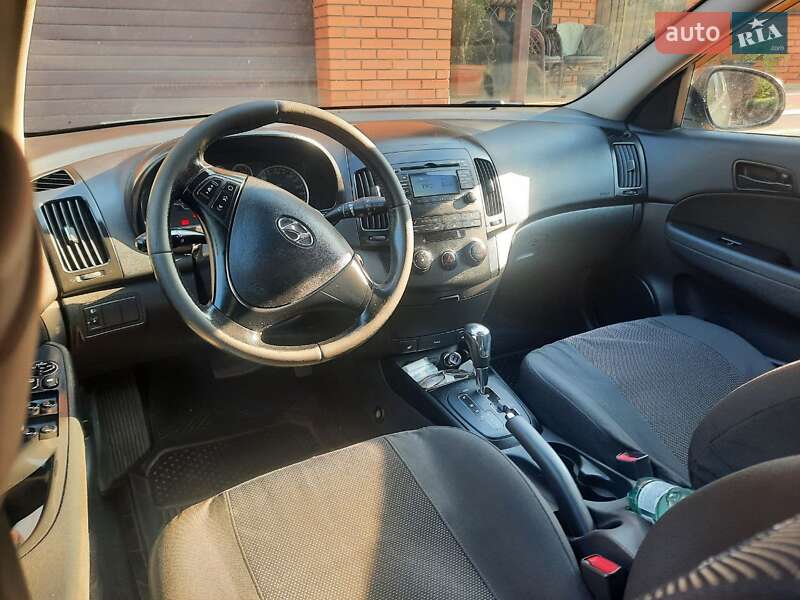 Универсал Hyundai i30 2011 в Киеве