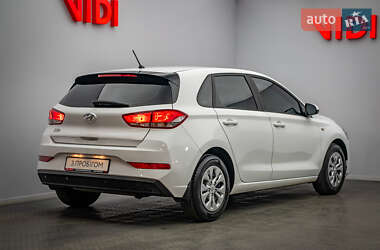 Хэтчбек Hyundai i30 2022 в 