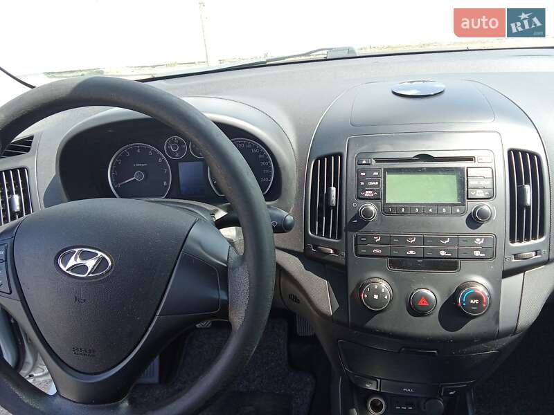 Універсал Hyundai i30 2009 в Чернігові