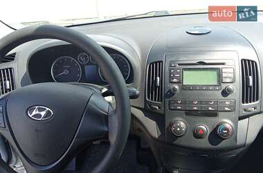 Универсал Hyundai i30 2009 в 