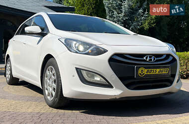 Универсал Hyundai i30 2014 в Львове
