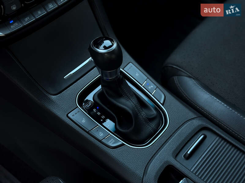 Фастбэк Hyundai i30 2019 в Киеве