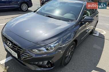Хэтчбек Hyundai i30 2021 в Киеве
