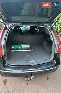Универсал Hyundai i30 2009 в 