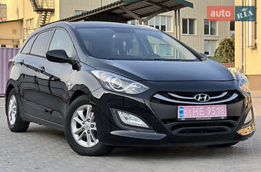 Универсал Hyundai i30 2013 в Луцке