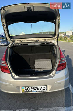 Хэтчбек Hyundai i30 2008 в 