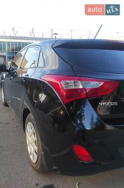 Хэтчбек Hyundai i30 2012 в 