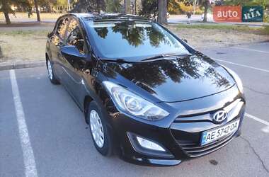 Хэтчбек Hyundai i30 2012 в Кривом Роге