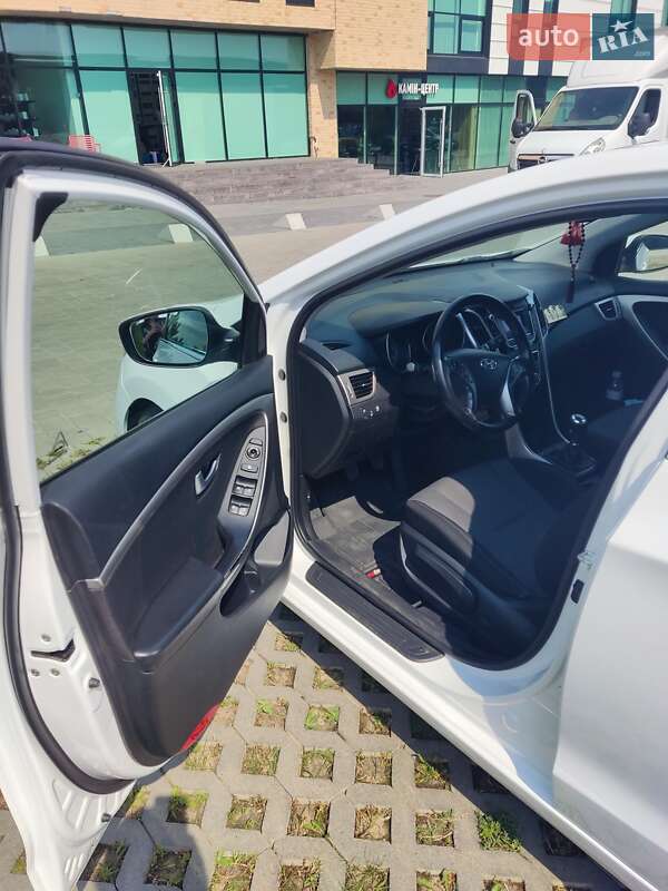 Хетчбек Hyundai i30 2015 в Хмельницькому