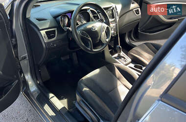 Хэтчбек Hyundai i30 2012 в 