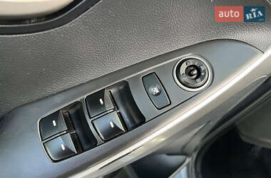Хэтчбек Hyundai i30 2012 в 
