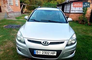 Универсал Hyundai i30 2009 в Зенькове