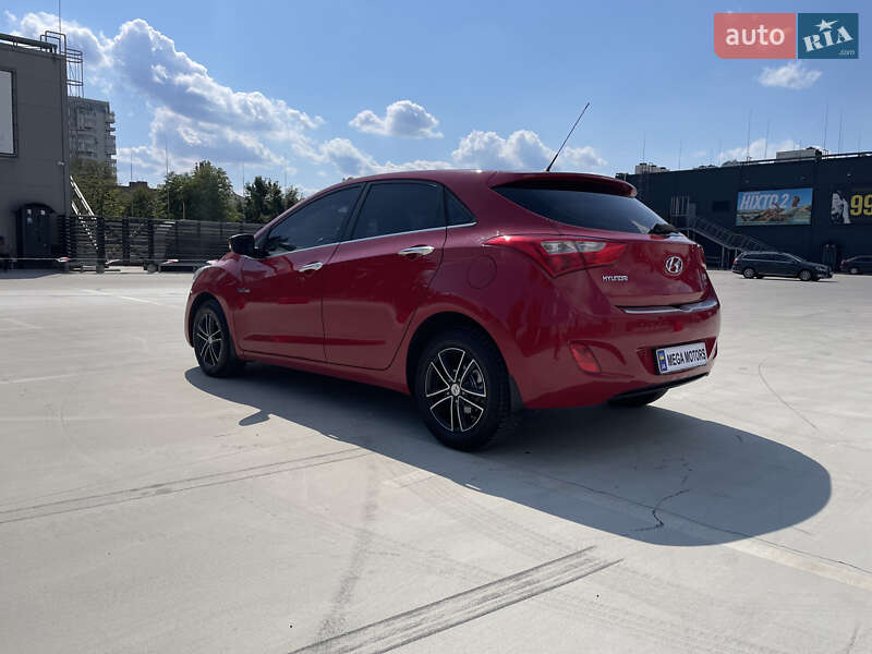 Хэтчбек Hyundai i30 2013 в Киеве фото 8 Хэтчбек Hyundai i30 2013 в Киеве