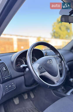 Универсал Hyundai i30 2009 в 