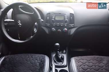 Универсал Hyundai i30 2010 в 