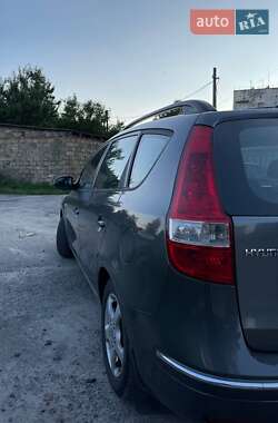 Универсал Hyundai i30 2009 в 