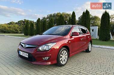 Хэтчбек Hyundai i30 2011 в Одессе