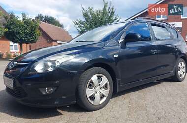 Универсал Hyundai i30 2011 в Броварах