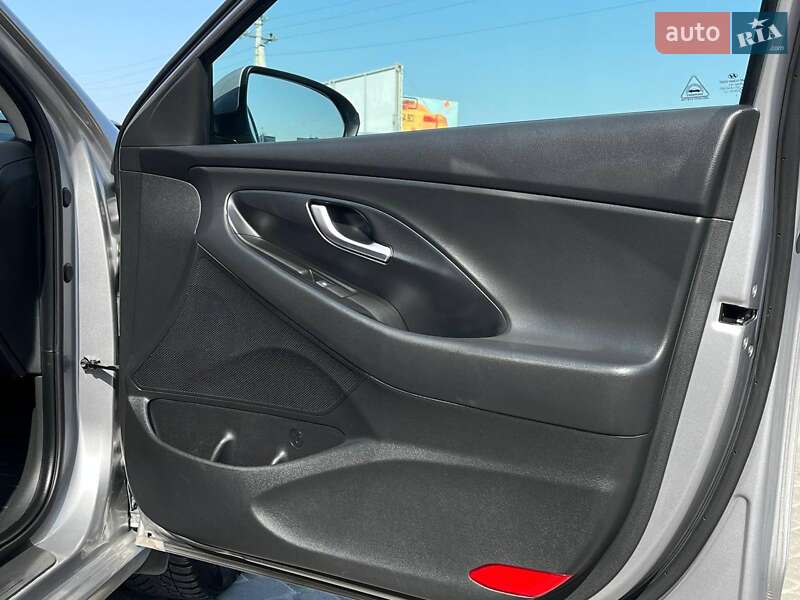 Универсал Hyundai i30 2022 в Львове
