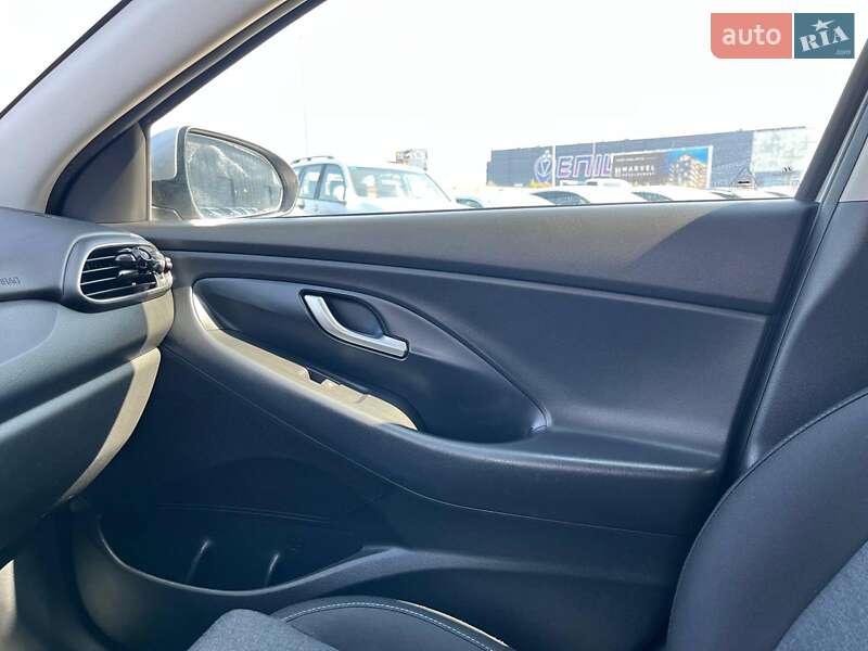 Универсал Hyundai i30 2022 в Львове