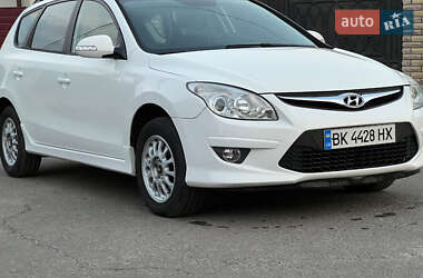 Універсал Hyundai i30 2012 в Дубні