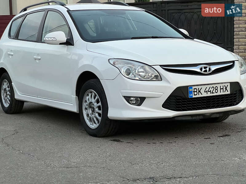 Hyundai i30 2012