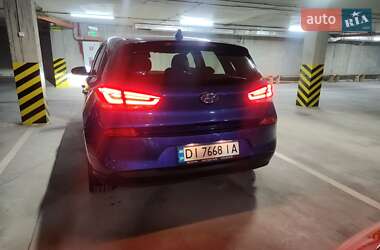 Хэтчбек Hyundai i30 2019 в 