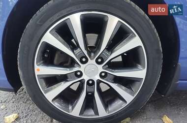 Хэтчбек Hyundai i30 2019 в 