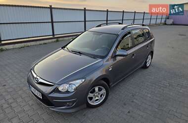 Универсал Hyundai i30 2010 в 