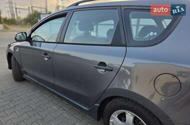 Универсал Hyundai i30 2010 в 
