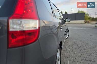 Универсал Hyundai i30 2010 в 
