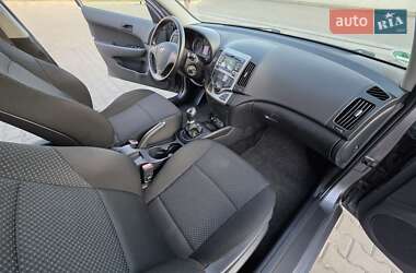 Универсал Hyundai i30 2010 в 