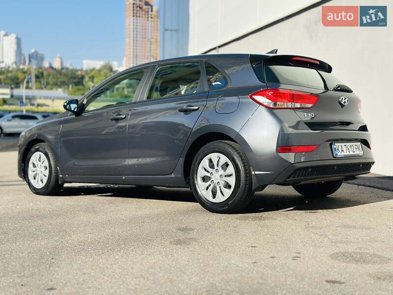 Хэтчбек Hyundai i30 2021 в Киеве