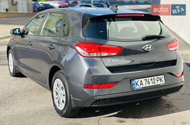 Хэтчбек Hyundai i30 2021 в 
