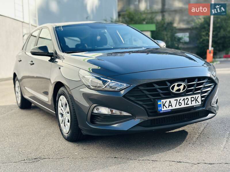 Хэтчбек Hyundai i30 2021 в Киеве