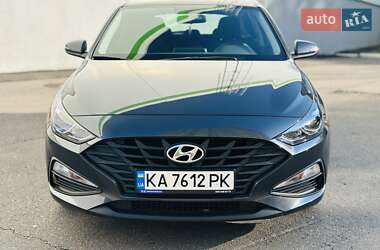 Хэтчбек Hyundai i30 2021 в 