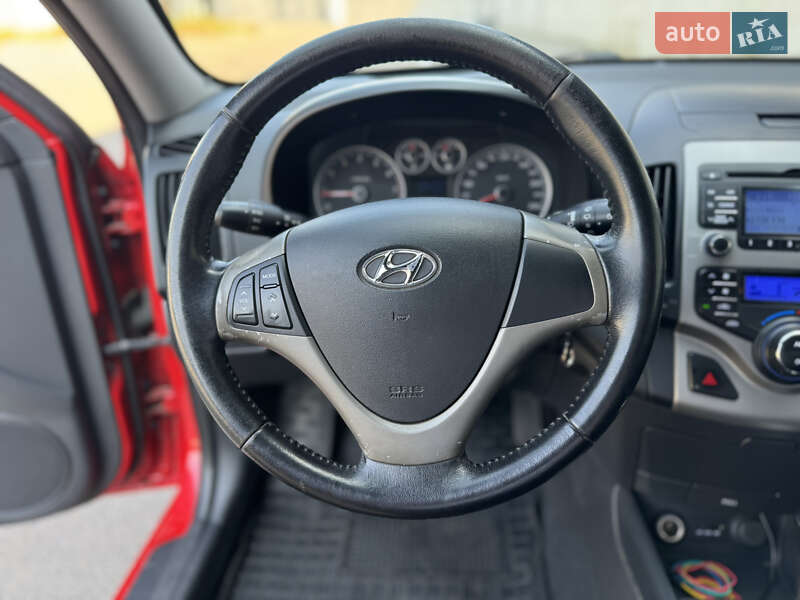 Хэтчбек Hyundai i30 2009 в Киеве фото 12 Хэтчбек Hyundai i30 2009 в Киеве