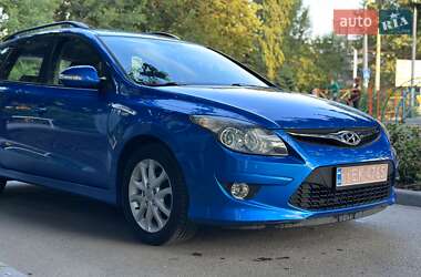 Універсал Hyundai i30 2011 в Кам'янському