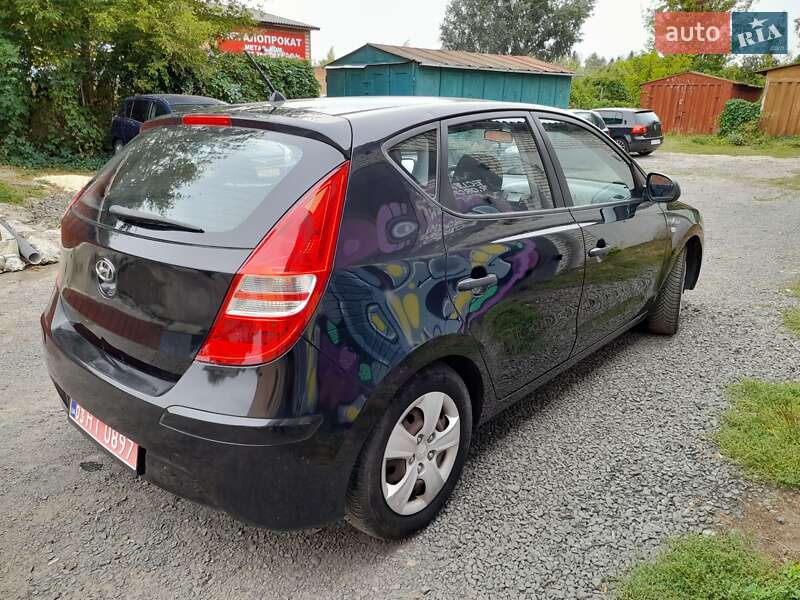 Хетчбек Hyundai i30 2009 в Луцьку