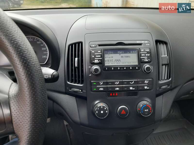 Хетчбек Hyundai i30 2009 в Луцьку