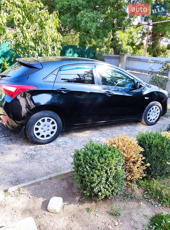 Хэтчбек Hyundai i30 2013 в Одессе