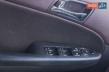 Универсал Hyundai i30 2010 в 