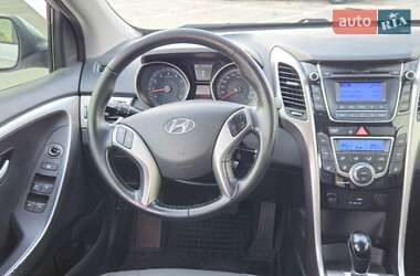 Хэтчбек Hyundai i30 2016 в 