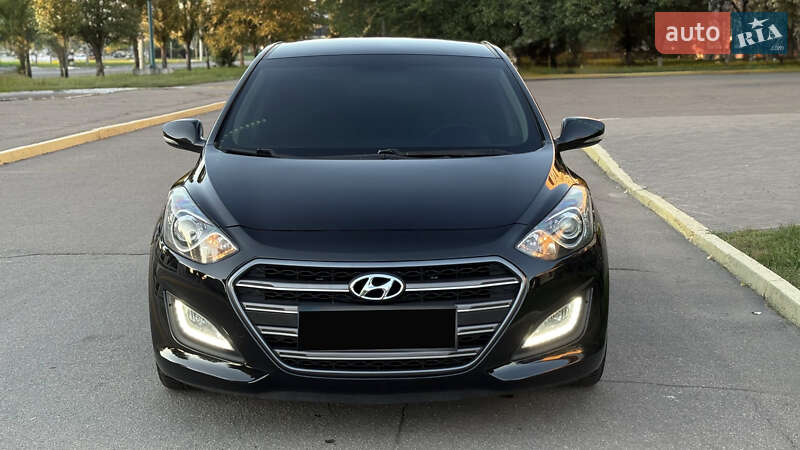 Хэтчбек Hyundai i30 2012 в Кременчуге
