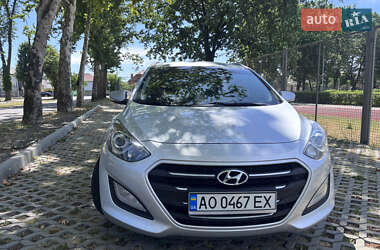 Универсал Hyundai i30 2015 в Мукачево