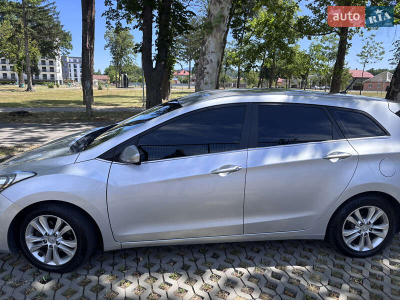 Універсал Hyundai i30 2015 в Мукачевому фото 20 Універсал Hyundai i30 2015 в Мукачевому