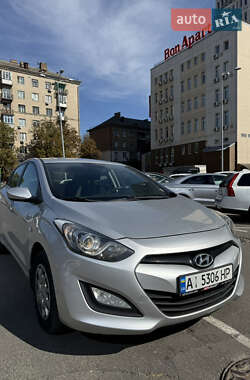Хэтчбек Hyundai i30 2014 в Киеве