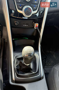 Хэтчбек Hyundai i30 2014 в 